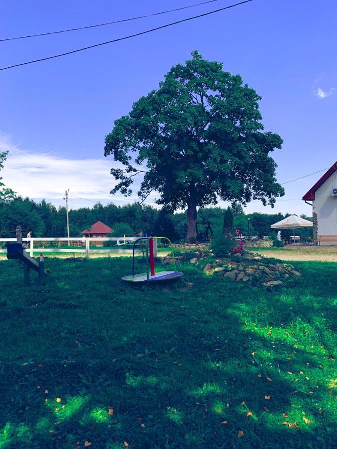 Готель Явір Агро Vyshnivtsi Luaran gambar